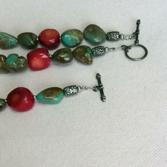 FINAL SALE PRICE Costume Turquoise Necklace, Bracelet & ER Set - Picture 4 of 6